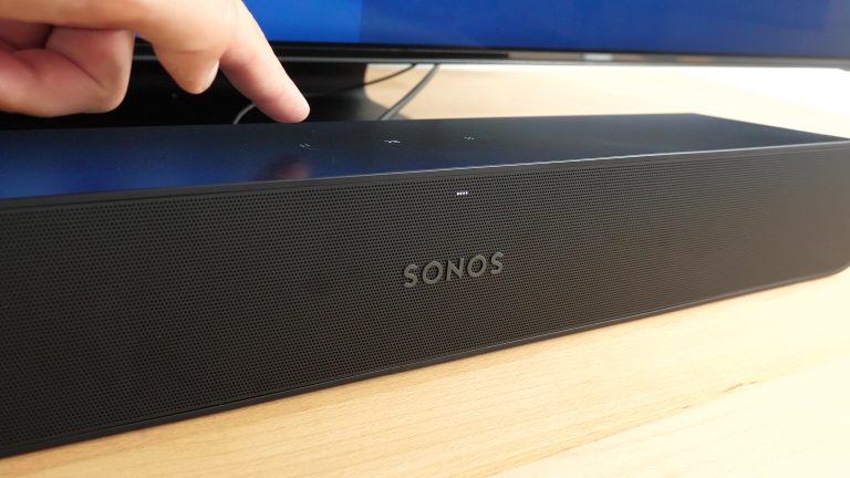 Three touch buttons on the top of the Sonos soundbar
